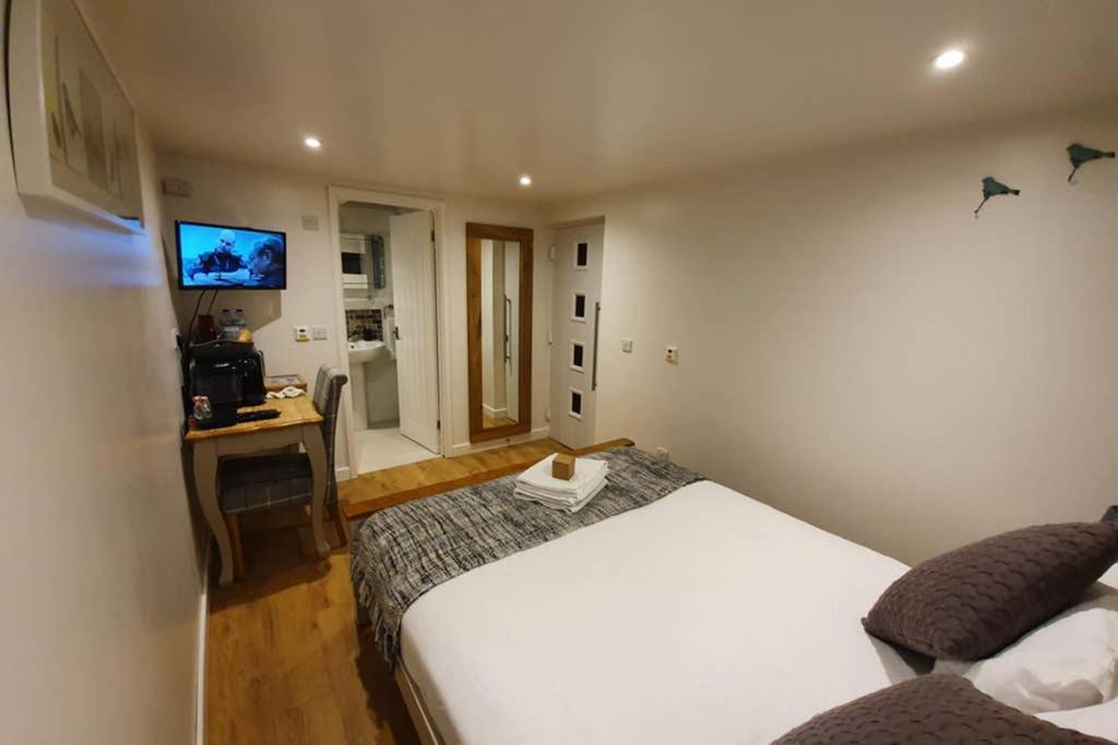Annex In Chippenham With Parking And Wifi别墅 外观 照片